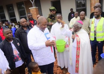 Sud-kivu : Aimé Boji sangara vient de doter l’EP Cirhungu de Burhale d’un bâtiment moderne