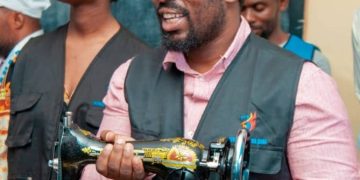 BUKAVU/ÉDUCATION : La population du quartier Nkafu tombe sous le charme du kijana national, Namazihana Bachoke Patrick Baka Wa Bana qui y lance l’extension de l’institut de formation professionnelle qui porte son nom