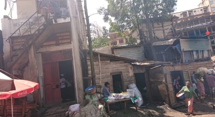 Bukavu : Des maisons de tolérance, de betting, des restaurants ainsi que des publiphones qui consomment frauduleusement le courant de la SNEL, dénichées sur avenue de la poste.