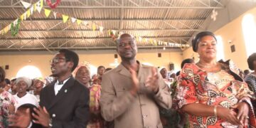 Sud kivu: En séjour à Bukavu, le député national Olive MUDEKEREZA a communié avec sa base de Buholo 3, de Buholo-kasha et de Chai