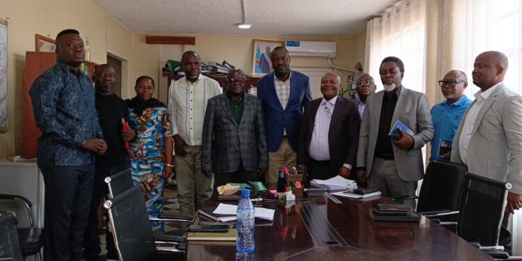 Sud Kivu : Le travail abattu par la SNEL Sud Kivu dans la desserte en électricité salué par le directeur provincial de la SNEL Bandundu en visite à Bukavu