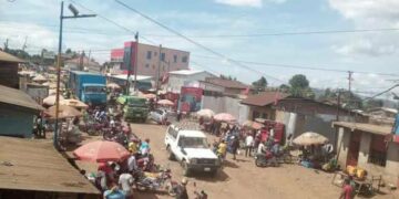 Kabare : Les populations de Bugorhe et Irambi dans des questionnements après les crépitements des balles le week-end dernier. Déjà, aucune activité à Kavumu après 19h30(Décision chef groupement)