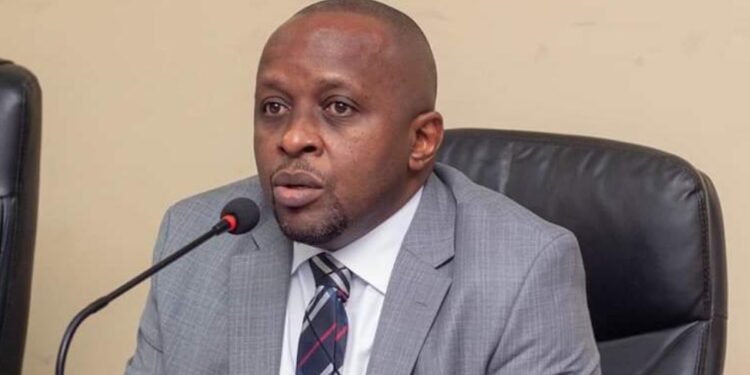 Sud Kivu : Dossier arrestation de 3 chinois et 400 000$ ainsi que 10 lingots d’or, le VPM de l’intérieur s’invite dans l’affaire et veut un rapport détaillé