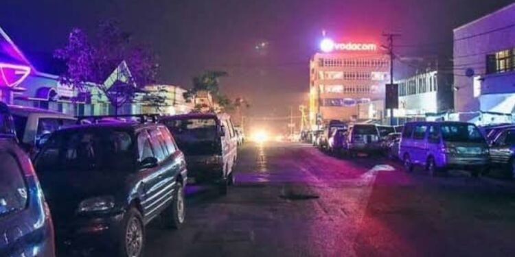 Bukavu : Par manque des parkings et garages appropriés, les véhicules des particuliers et de transport en commun envahissent les routes