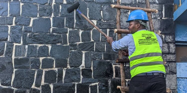 Bukavu : Aussitôt nommé, le bourgmestre de la commune de Kadutu Byamungo Kazimiri Samuel s’active pour revêtir la maison communale d’une nouvelle robe