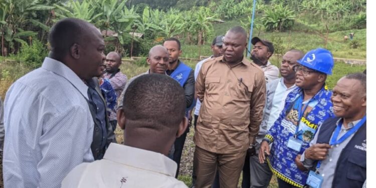 Sud kivu: Pour assurer une gestion durable de l’eau et améliorer la desserte, le gouverneur de province Emmanuel BIRATO restitue la station de Mazigiro à la REGIDESO