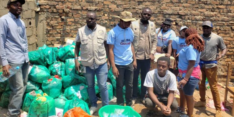 Bukavu : Face aux besoins persistants, la société civile de Nyalukemba intensifie son action en faveur des victimes de l’incendie