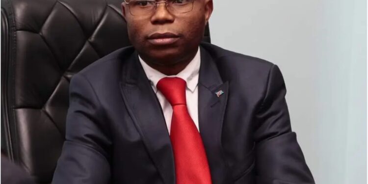 Détention du Professeur Isumbisho Mwapu : le peuple Lega en appelle à l’arbitrage du Président Tshisekedi