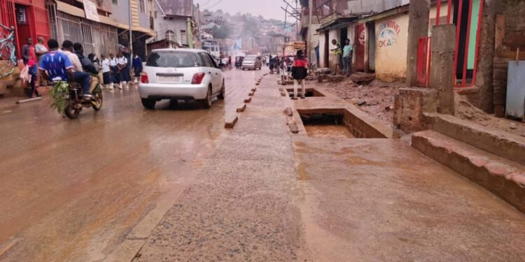 Bukavu : Camp SNEL 2 se refait une beauté grâce à l’implication de Dieudonné Bahala