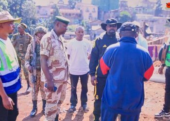 Lac Kivu : Le Bourgmestre Eugène Mubalama frappe fort contre la spoliation des rives, scelle un chantier illégal et alerte sur les menaces écologiques