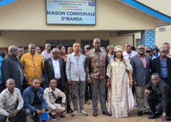 Bukavu : Le Vice-gouverneur Dunia Masumbuko Doux salue le travail de titan du Bourgmestre Eugène Mubalama à Ibanda