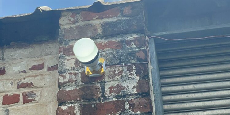 Lwiro : après plus d’un an de coupure, l’électricité rétablie grâce à l’intervention du gouvernement provincial et de la SNEL