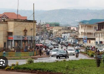 Bukavu : la mairie annonce la fermeture temporaire de la circulation entre la Place Mulamba et le Rond-point Nyawera ce dimanche 15 mars pour des travaux de signalisation.