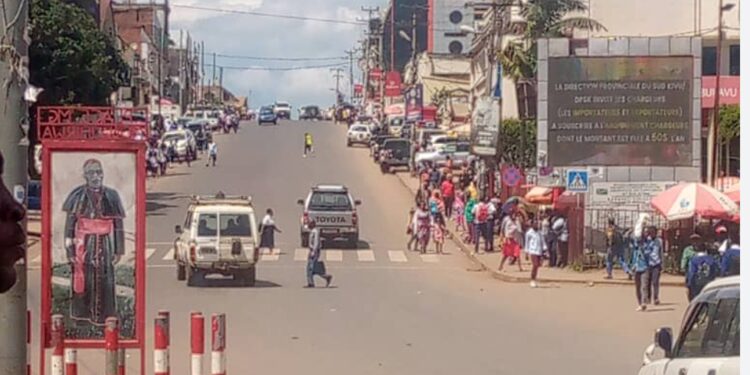 Bukavu : la mairie annonce une perturbation temporaire de la circulation entre la Place Mulamba et le Rond-point Nyawera ce dimanche 15 mars pour des travaux de signalisation.