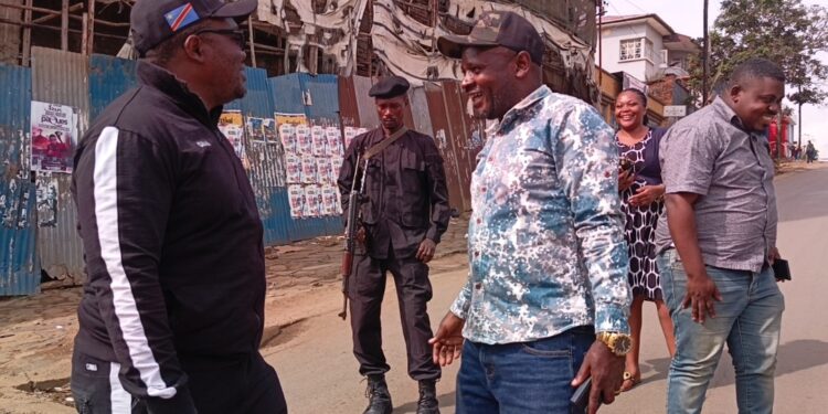 Bukavu : Forte tournée de supervision des travaux Communautaires dits « Salongo » menée par le Bourgmestre ad intérim Jonathan Hakuzwimana Kanane