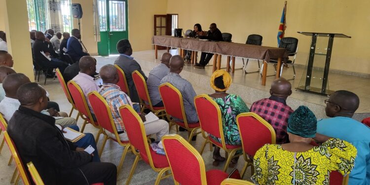 Bukavu : la mairie mobilise les responsables des magasins et galeries autour des trottoirs propres, du Salongo et des arbres ornementaux pour l’environnement