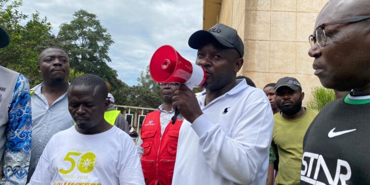 ibanda : salongo spécial à la banque centrale, le bourgmestre a.i jonathan kanane et les forces de sécurité en première ligne pour l’assainissement