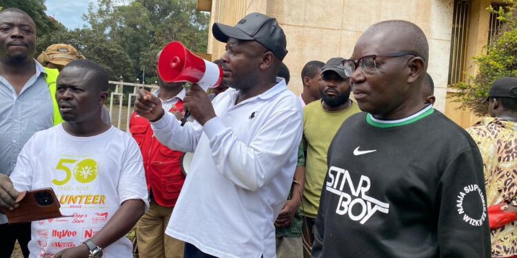 ibanda : salongo spécial à la banque centrale, le bourgmestre a.i jonathan kanane en première ligne pour l’assainissement