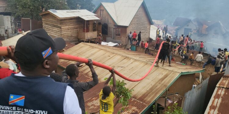 Mairie de Bukavu : intervention anti-incendie réussie à Panzi et début des travaux d’un pont à Kasali
