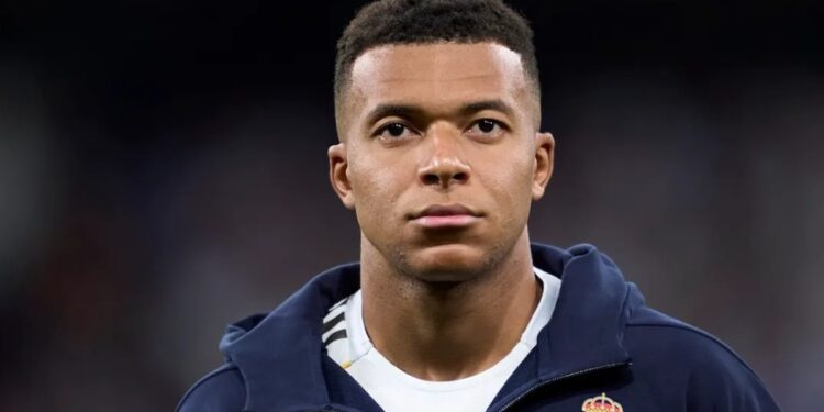 Coup de tonnerre avant le Clasico : Kylian Mbappé incertain, Real Madrid ne doute pas