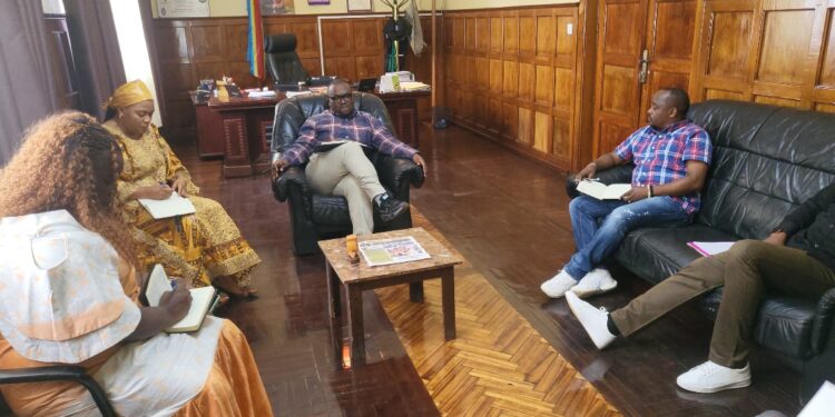 Bukavu : La mairie charge les délégués des maisons de télécommunications à s&rsquo;impliquer pour assainir leur secteur
