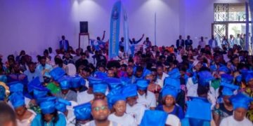Bukavu/ Éducation : Dans une cérémonie de collation, Namazihana Bachoke Patrick Baka Wa Bana autonomise plus de 200 lauréats à travers l&rsquo;institut de formation professionnelle qui porte son nom