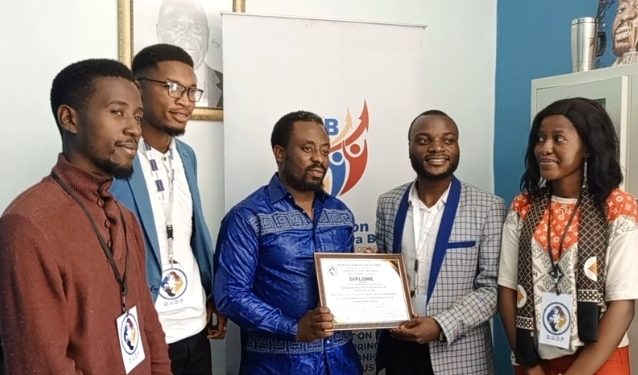 SUD-KIVU/SOCIAL: Son apogée politique s&rsquo;annonce bien… Plusieurs couches Sociales décernent des diplômes d&rsquo;excellence au kijana national, NAMAZIHANA BACHOKE PATRICK BAKA WA BANA