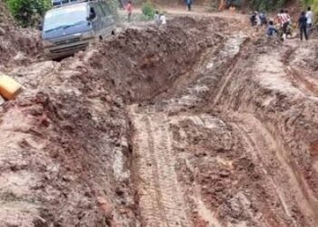 Sud kivu: La RN3 Miti-Hombo en délabrement très avancé, ses usagers plaident pour sa réhabilitation urgente