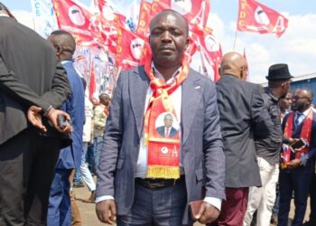 Sud Kivu: Arrivée du gouverneur de province JJ PURUSI, une forte mobilisation des milliers d&rsquo;habitants qui porte la signature de la cellule de communication de l&rsquo;AFDC A sud Kivu que dirige Patient KATEMBERA