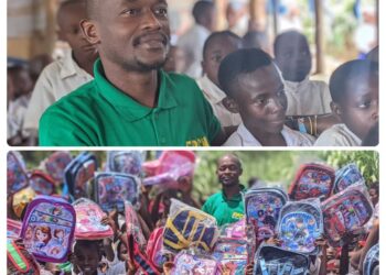 Kabare : Dans son village de KONGE en groupement de Mudaka, le notable Dieudonné CUBAKA LUKUNDULA, dit Aigle de Kabare offre des kits scolaires à des centaines d’élèves de plus de trois écoles