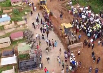 Bukavu : Arrêt des travaux de réhabilitation de la route menant au cimetière de la Ruzizi, la société Sinohydro/Golden Construction parle d&rsquo;un repli de ses machines pour une autre urgence