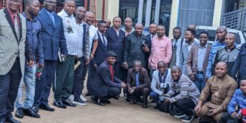 Sud Kivu: Les notables de Wamuzimu, tout en dénonçant l&rsquo;exploitation illégale des minerais dans la zone, veulent que ces derniers profitent à la chefferie et à la population locale