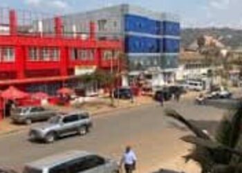 Bukavu: Aussitôt nommé par l&rsquo;AFC/M23, le nouveau maire de la ville interdit à son tour aux motos et aux tricycles Bajaj de rouler sur le boulevard PEL