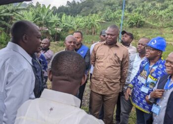 Sud kivu: Pour assurer une gestion durable de l&rsquo;eau et améliorer la desserte, le gouverneur de province Emmanuel BIRATO restitue la station de Mazigiro à la REGIDESO