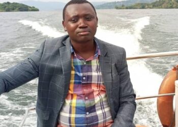 Journée mondiale de la liberté de la presse : A Idjwi, des jeunes félicitent le journaliste Richelieu Byamana pour son engagement