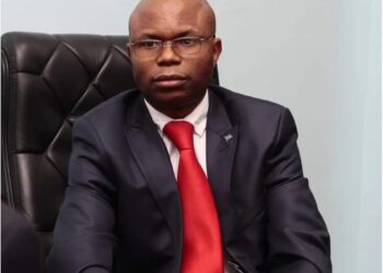 Détention du Professeur Isumbisho Mwapu : le peuple Lega en appelle à l’arbitrage du Président Tshisekedi