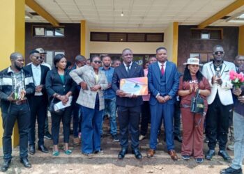 Kabare : L’administrateur Élie Rubabura Espoir décoré par le BUDC pour son engagement exemplaire au service du développement local