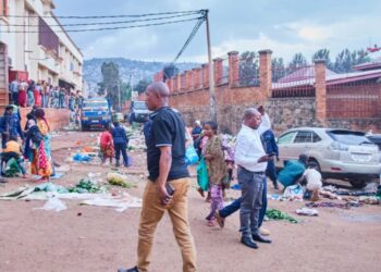 IBANDA : La lutte contre les marchés pirates s’intensifie , Eugène Mubalama à la manœuvre pour une commune mieux organisée, appréciable et propre