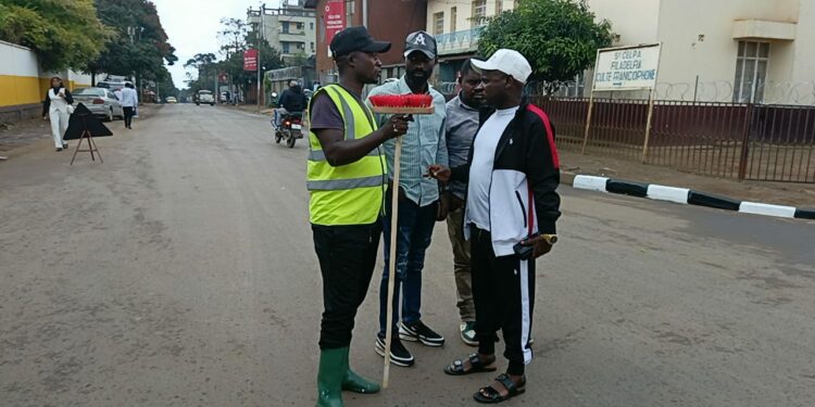 Ibanda : Jonathan Kanane supervise la modernisation du boulevard Lumumba ce Dimanche et appelle au respect de la signalisation