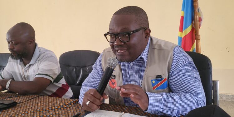 BUKAVU : Le maire Nicolas Kyalangalilwa à l’écoute des vendeurs du marché central de Kadutu, l’amélioration des conditions de travail au cœur des échanges
