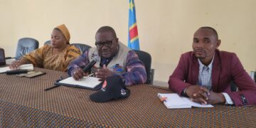 Bukavu : le maire Dr Nicolas Kyalangalilwa insiste sur le respect du prix du carburant fixé par le gouverneur de province Patrick Busu Bwa Ngwi Nshombo et l’ordre dans le secteur