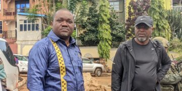 Bukavu/Mairie : aux côtés du maire, le gouverneur du Sud-Kivu, Patrick Busu Bwa Ngwi Nshombo, inspecte les travaux de pavage d’un tronçon de 700 mètres sur l’avenue Cécile Horizon