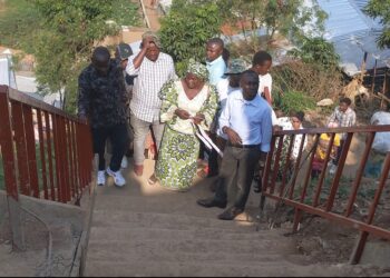 IBANDA : inauguration d’un escalier de 277 mètres sur l’avenue du cinquantenaire et lancement d’un autre de 180 mètres sur gyamba 1er