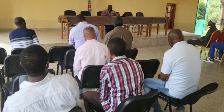 Bukavu : Le maire Nicolas Kyalangalilwa mobilise les galeries commerciales contre le virus Ebola et les risques d’incendie en saison sèche