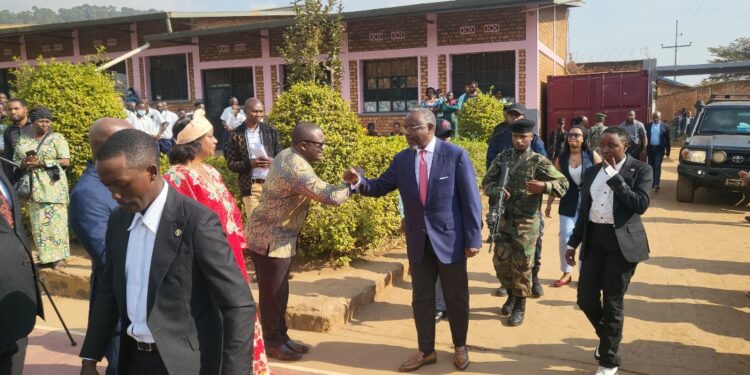 Sud-Kivu : plus de 42 000 candidats prennent part à l’Examen d’État 2026 dans les zones administrées par l’AFC-M23