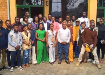 Sud-Kivu : la Coopération suisse, l’UNPC et la DPS renforcent les capacités des journalistes pour une information fiable contre Ebola