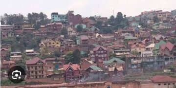 BUKAVU : malgré les mises en garde des autorités, deux églises aux abords de l’ISGEA à Ndendere persistent dans le tapage diurne et nocturne, les riverains exigent le respect de la tranquillité publique