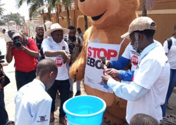 SUD-KIVU : la grande caravane « stop ebola », soutenue par la coopération suisse, lancée par darius kitoka pour sensibiliser la population, l’unpc annonce la suite des activités