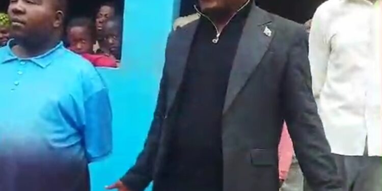 Bagira : la synergie entre le Bourgmestre Shaka Muhoza Jean Marie et son adjoint Léon Bahaya accélère la lutte contre les marchés pirates