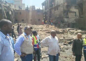 Bukavu : le maire Nicolas Kyalangalilwa témoigne sa compassion aux sinistrés de Nyamugo Soko